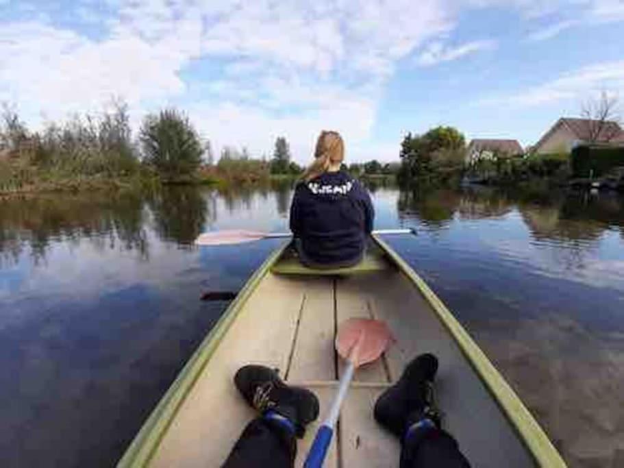 Villa Gezellige Pipo Met Grote Schommel Aan Het Water Medemblik Esterno foto